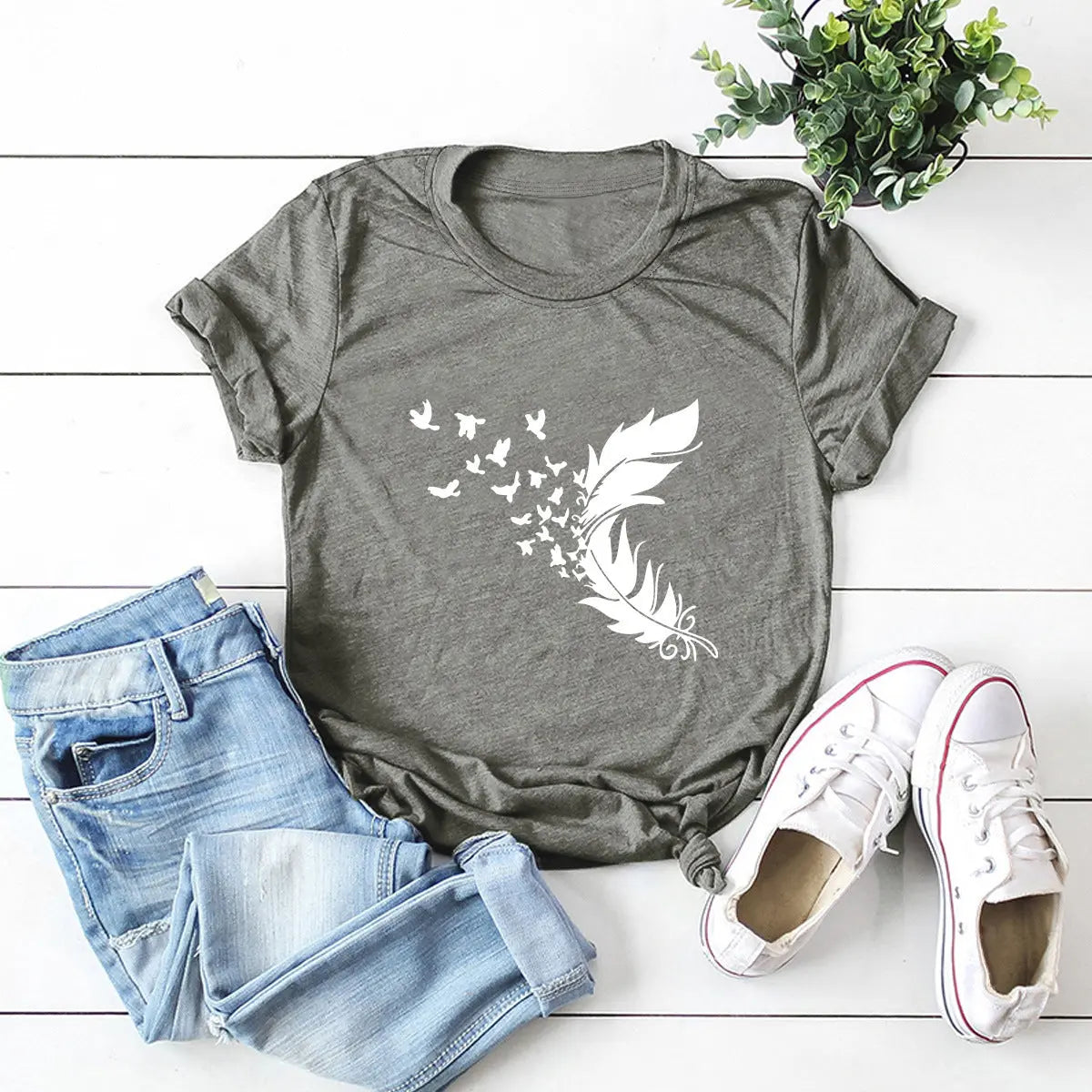 Summer Plus Size Women Clothing New Feather Print T-Shirt null